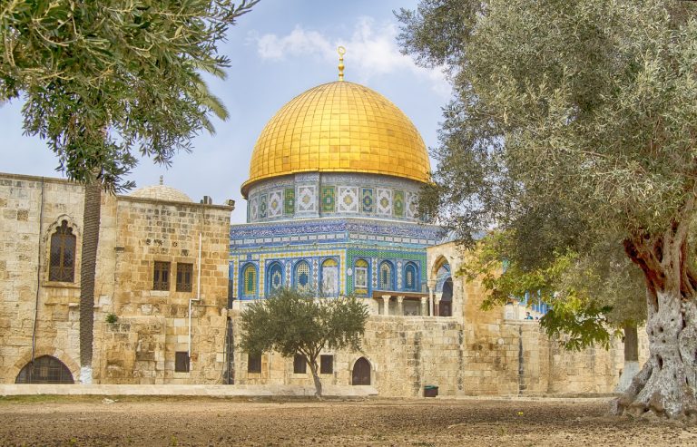 Umroh Plus Aqsa dan Jordania