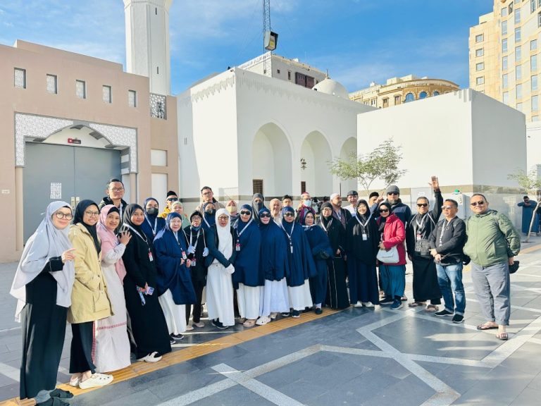 Umroh 04 Agustus 2026 Umroh Plus Taif dan Al Ula